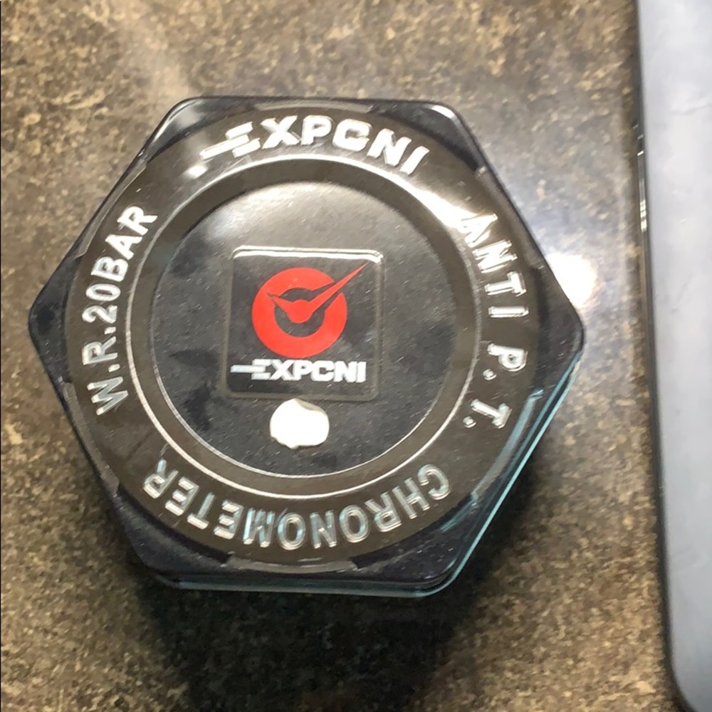 Watch - Picture 4 of 4